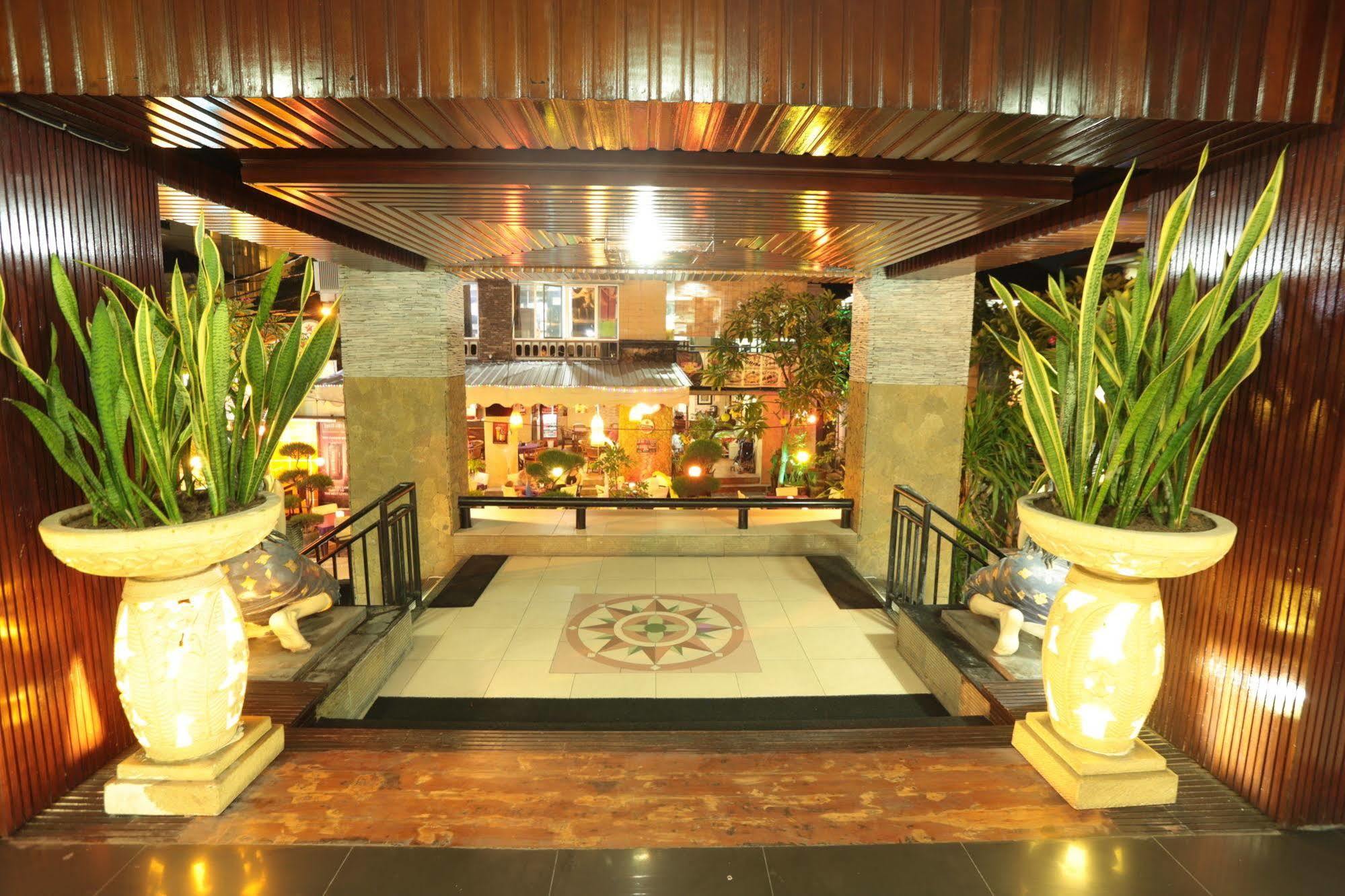 La Walon Hotel Kuta  Exterior photo